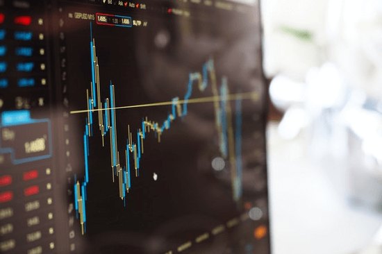 11万亿仅“续命”一个月!日元又崩了 日本央行本月必加息